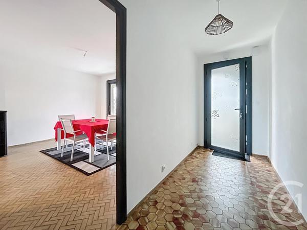 Maison à vendre  4 pièces - 135 m2 CHATEAUGAY - 63