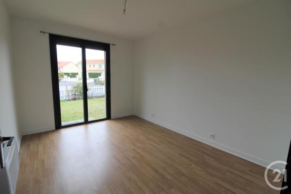 Maison à vendre  4 pièces - 135 m2 CHATEAUGAY - 63