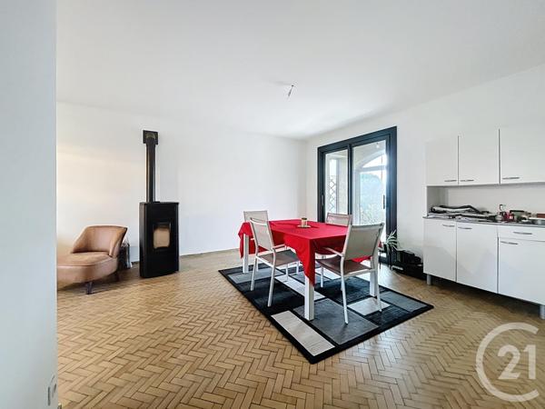 Maison à vendre  4 pièces - 135 m2 CHATEAUGAY - 63