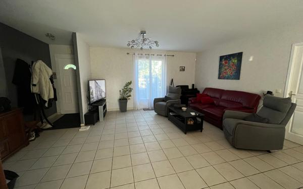 Maison à vendre    4 pièces • 136 m2 Paillé