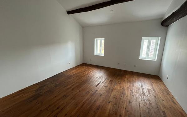 Maison à vendre    4 pièces • 136 m2 Paillé