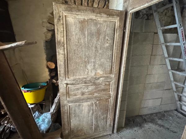 Magnifique Maison de Village à rénover. TAILLY (08)