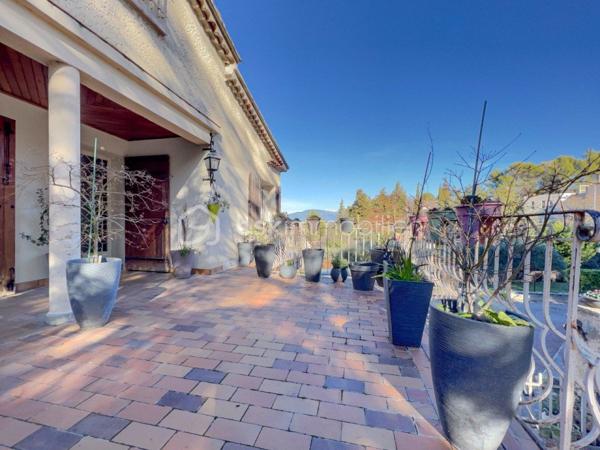 Maison darchitecte de 200 m²