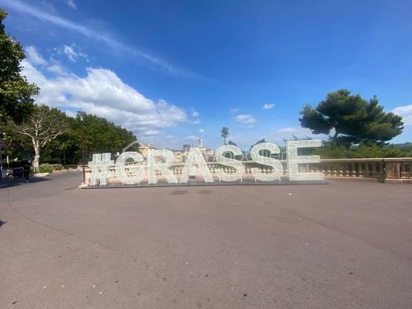 Local d activites de 69 m²