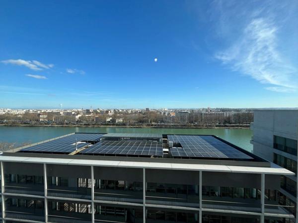 Appartement à louer    3 pièces • 72,70 m2 Lyon 2