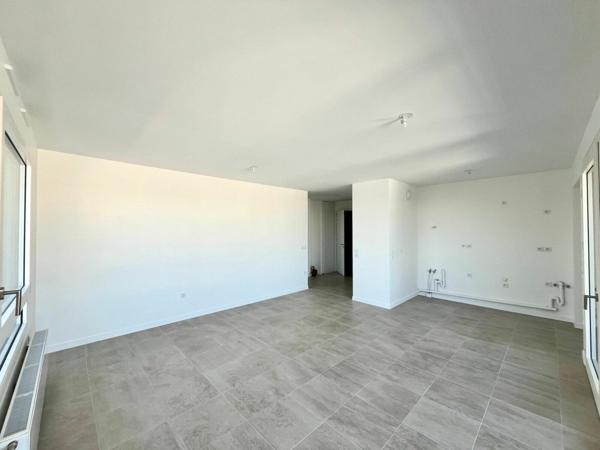 Appartement à louer    3 pièces • 72,70 m2 Lyon 2