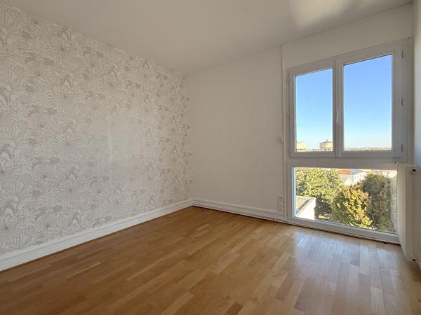La Rochelle proche Centre ville T4 74 m2