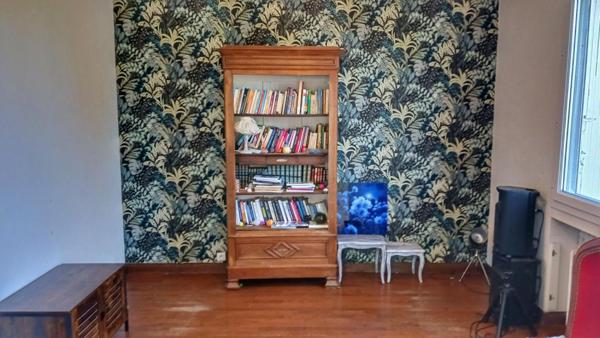 Excellente opportunité pour cette maison située au calme à Ribérac avec 12 pièces!