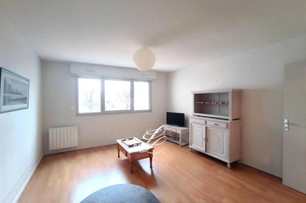 Vente - Appartement 2 pièces 45 m 2 VANNES (56000)