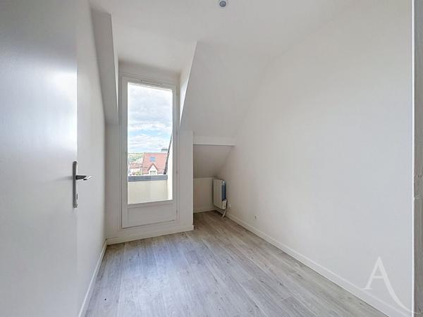 BEAU DUPLEX - PROCHE GARE Mantes la Jolie