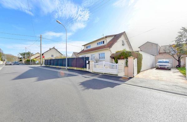 Maison Roissy En Brie 6 pièce(s) 128.3 m2