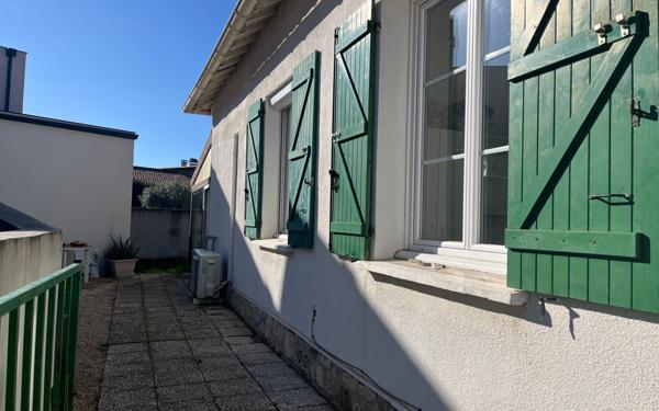 Maison à vendre    3 pièces • 80 m2 Marignane