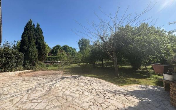 Maison à vendre    5 pièces • 145 m2 Perthes