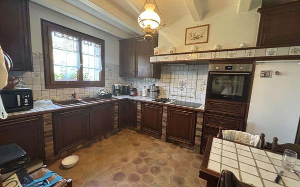 Maison à vendre    5 pièces • 145 m2 Perthes