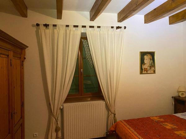 grande maison de campagne , avec jardin , grand terrain