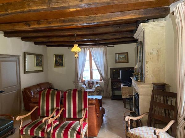 grande maison de campagne , avec jardin , grand terrain