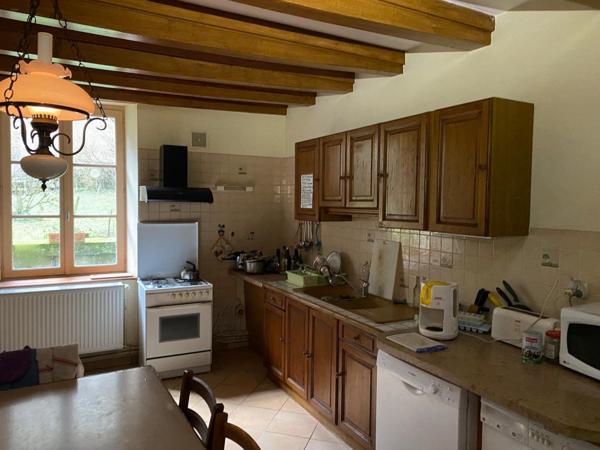 grande maison de campagne , avec jardin , grand terrain