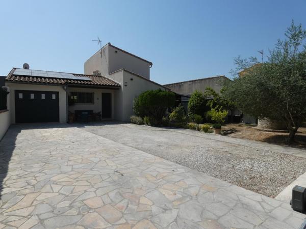 Villa R+1 de 130m² sur terrain arboré avec piscine de 538m²