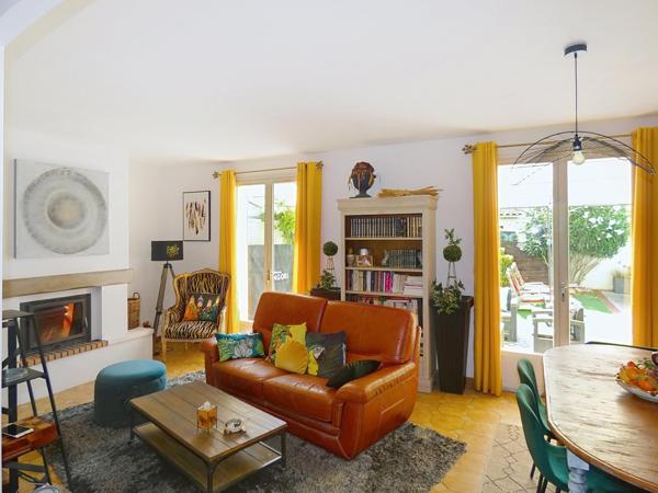 Villa R+1 de 130m² sur terrain arboré avec piscine de 538m²