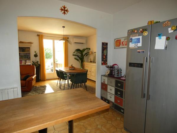 Villa R+1 de 130m² sur terrain arboré avec piscine de 538m²