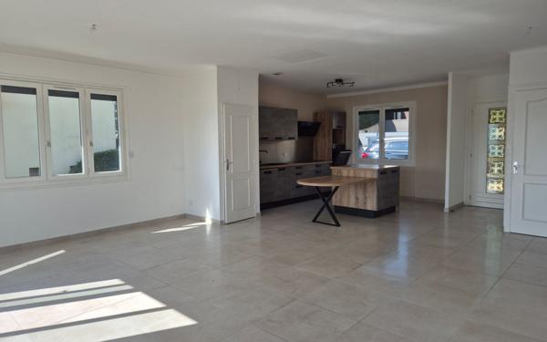 Maison à vendre    4 pièces • 85,73 m2 Saint-Genest-Lerpt