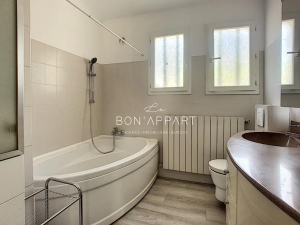 Maison 5 pièce(s) 4 chambre(s) 113.83 m²
