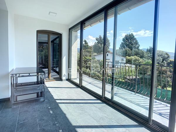 Maison 5 pièce(s) 4 chambre(s) 113.83 m²