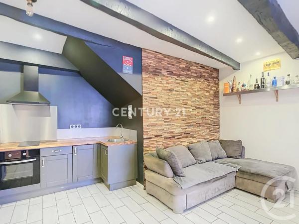 Appartement à vendre  3 pièces - 33,75 m 2   CUGES LES PINS  - 13