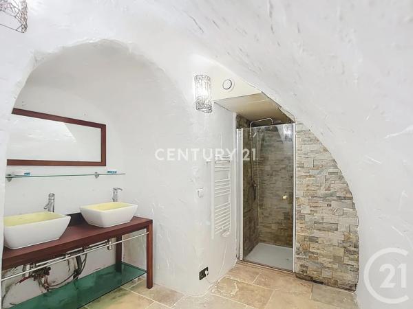 Appartement à vendre  3 pièces - 33,75 m 2   CUGES LES PINS  - 13