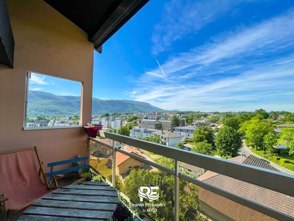 Duplex 6 pièces 119 m² – Seynod – Dernier étage · Vue Semnoz – Garage + Cave