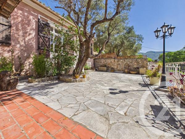 Maison à vendre  10 pièces - 234,05 m 2   TOULON  - 83