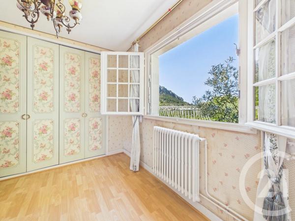 Maison à vendre  10 pièces - 234,05 m 2   TOULON  - 83