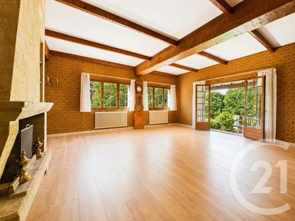 Maison à vendre  10 pièces - 234,05 m 2   TOULON  - 83