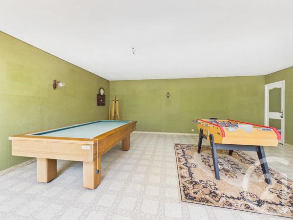 Maison à vendre  10 pièces - 234,05 m 2   TOULON  - 83