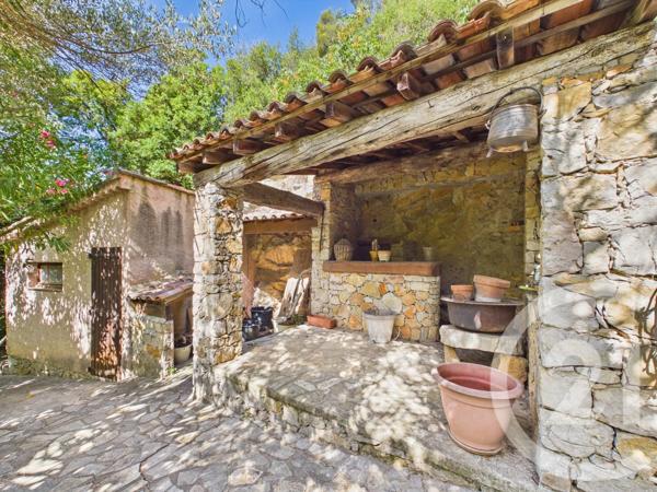 Maison à vendre  10 pièces - 234,05 m 2   TOULON  - 83