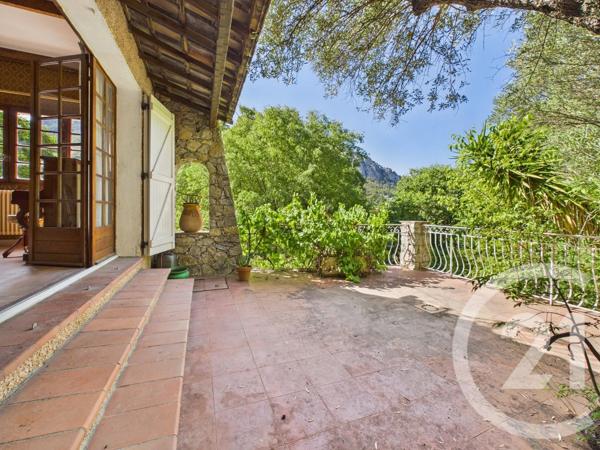 Maison à vendre  10 pièces - 234,05 m 2   TOULON  - 83