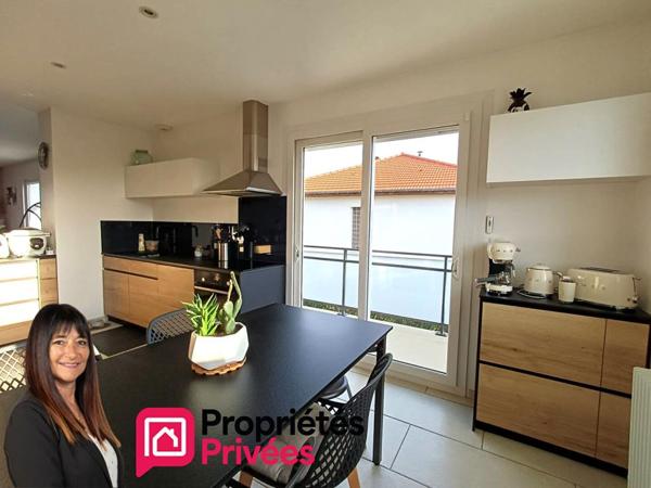 Maison Le Coteau 6 pièce(s) 150 m2