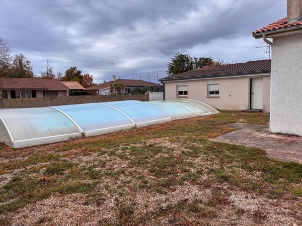 Maison 89m2, 2 chambres, 870m2 de terrrain et piscine