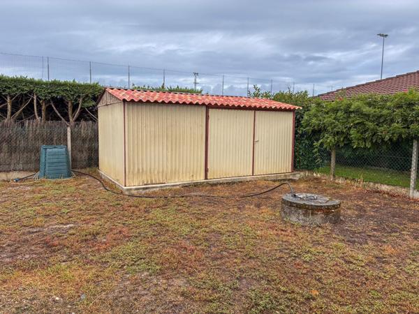 Maison 89m2, 2 chambres, 870m2 de terrrain et piscine