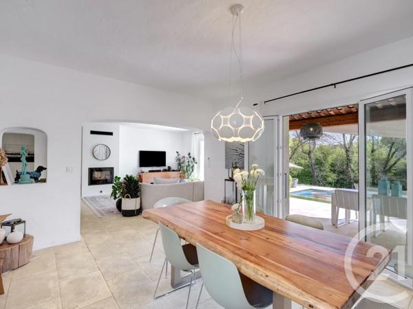 Maison à vendre  6 pièces - 153,91 m 2   VALBONNE  - 06