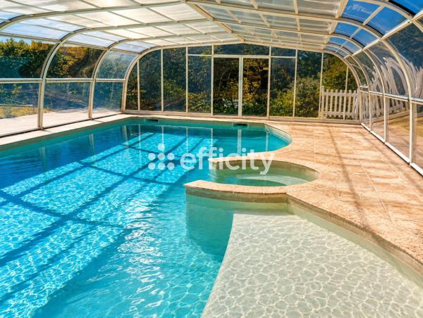 Maison
         6 pièces
        - 170 m² 560 000 € *