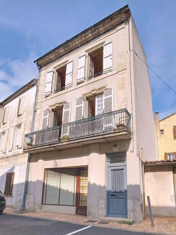 Maison de ville à vendre à Nérac - 6 pièces, 4 chambres