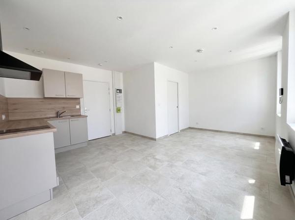 Appartement à louer |  Saintes |  1 pièce | 24 m²