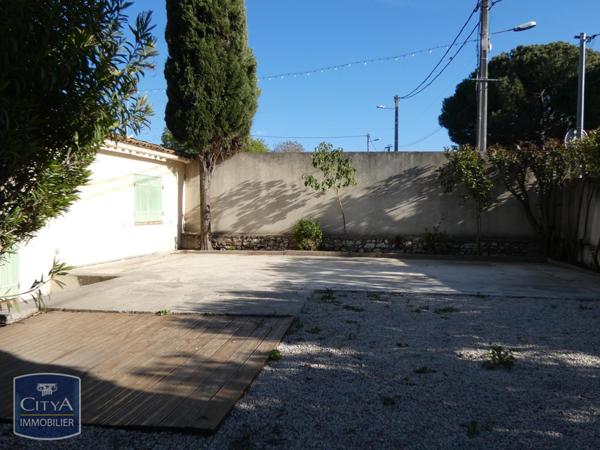 Immeuble à vendre 240m²