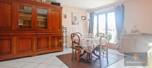 Vente                                                      Maison
                        
                     5 pièces                      97 m2                     à Bondoufle