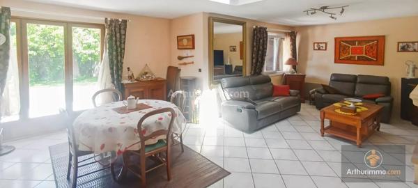 Vente                                                      Maison
                        
                     5 pièces                      97 m2                     à Bondoufle