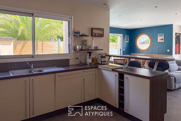 Maison contemporaine avec piscine à 150 m de la plage de la Courance