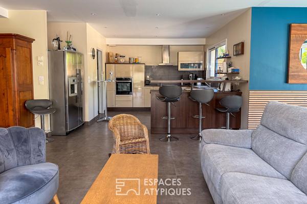 Maison contemporaine avec piscine à 150 m de la plage de la Courance