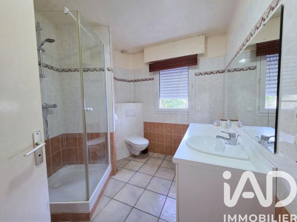 Maison à vendre 8 pièces 219 m² Forges-les-Bains