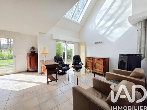 Maison à vendre 8 pièces 219 m² Forges-les-Bains